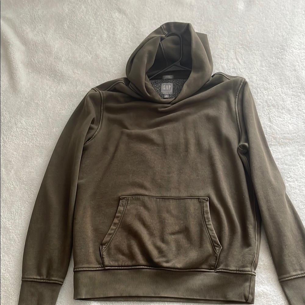 GAP Men's Khaki Green Hoodie